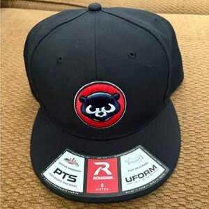 Chicago Cubs x Richardson Surge Authentic on Field NWT black fitted hat size 8